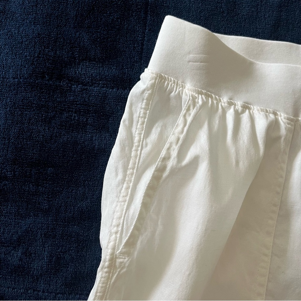 Faherty White Linen Joggers - Picture 9 of 14